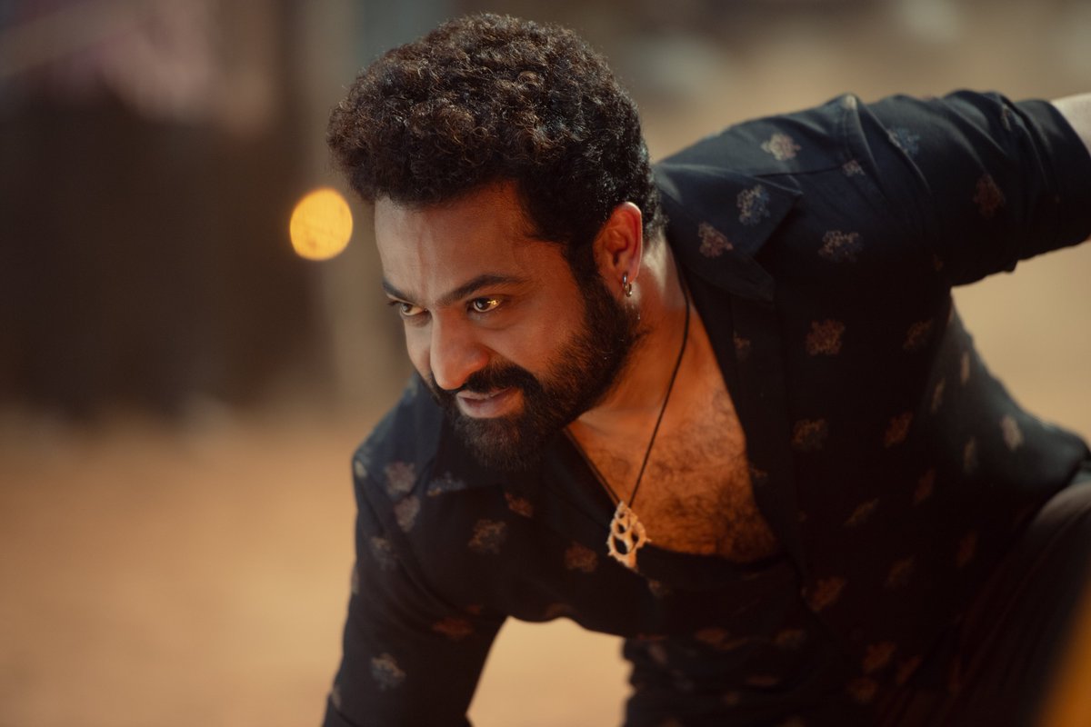 DevaraMovie's tweet image. We show everything through ACTIONS 🔥

September 27th. #Devara