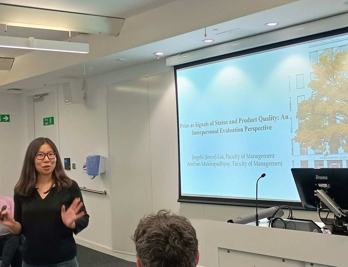 Martin Rich (@martinrich106) on Twitter photo Attended a research day with <a href="/Professorfengli/">Feng Li</a> as a v expert impresario: really impressed by the range of research at Bayes & enthusiasm of those doing it, eg Florian on why supply chain finance matters, Eugenia on flood insurance, Ece on job switchers, & Joyce on pricey takeaways Attended a research day with <a href="/Professorfengli/">Feng Li</a> as a v expert impresario: really impressed by the range of research at Bayes & enthusiasm of those doing it, eg Florian on why supply chain finance matters, Eugenia on flood insurance, Ece on job switchers, & Joyce on pricey takeaways