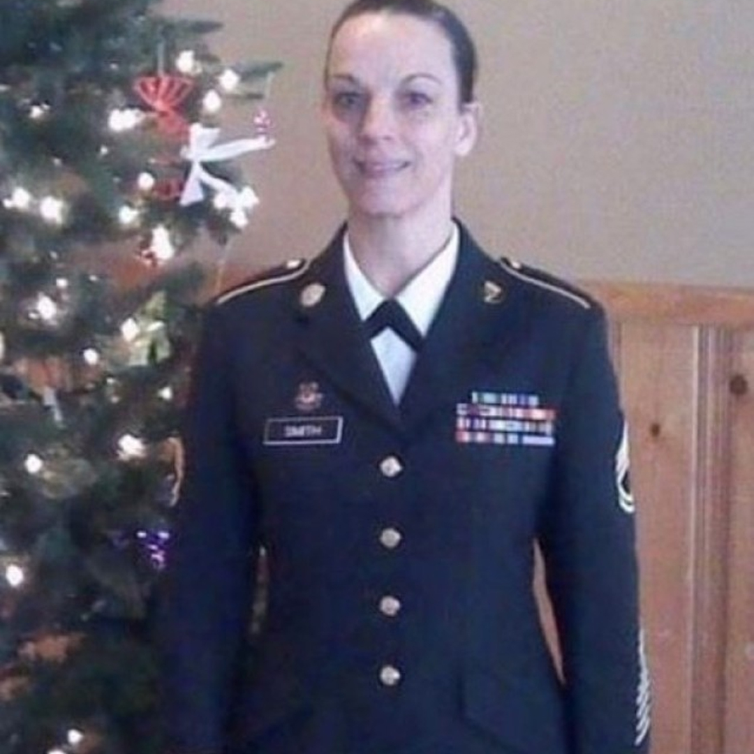 armyARCP's tweet image. Ret. SFC Lisa Smith is a pro at helping Soldiers out of their comfort zones, especially when it comes to creating a roadmap to their future after the Army.

Read how this Army veteran continues Soldiers #RecoverAndOvercome:
army.mil/article/279642

#ARCP #TransitionCoordinator