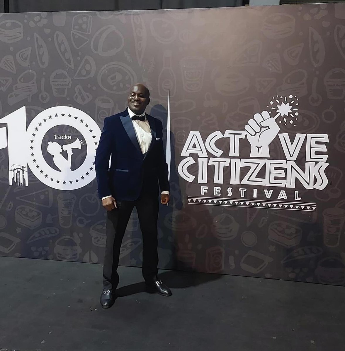 bjfadase1's tweet image. Present at the grand finale dinner to celebrate #trackais10 at the #activecitizensfestival with a part our team from @gldf_nigeria 

Happy ten years anniversary and to the entire Tracka Team 

Wishing our worthy allies many more years of impact and reaching more mile. 

#Gldf