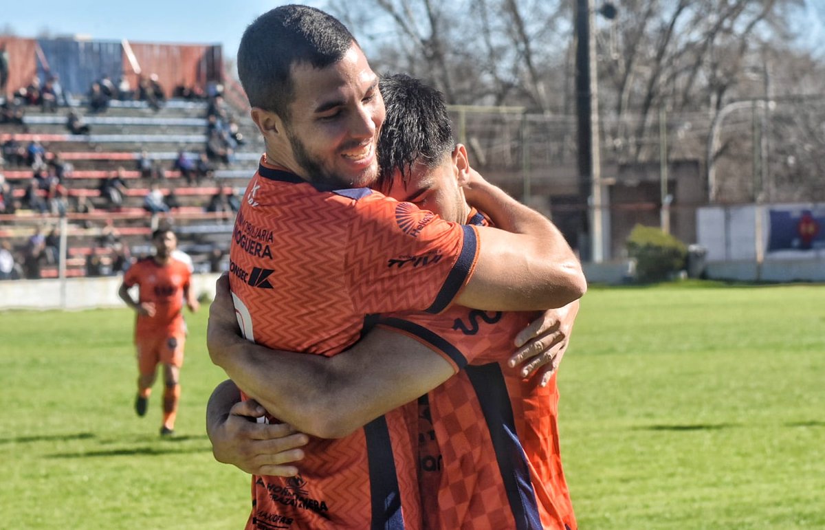 Muy felices de compartir este nuevo Aniversario 49🧡 de <a href="/adboficial/">ADB Oficial</a>  Desde KDY nuestros mejores deseos. 
🧡