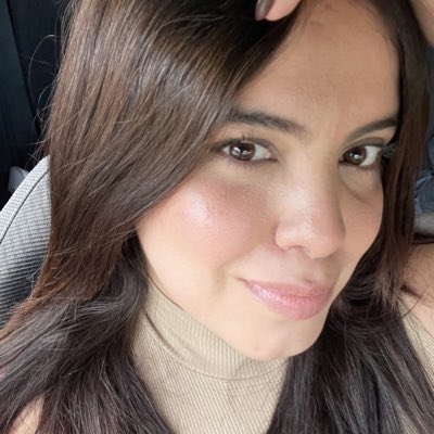 veronica 🌼 tweet media