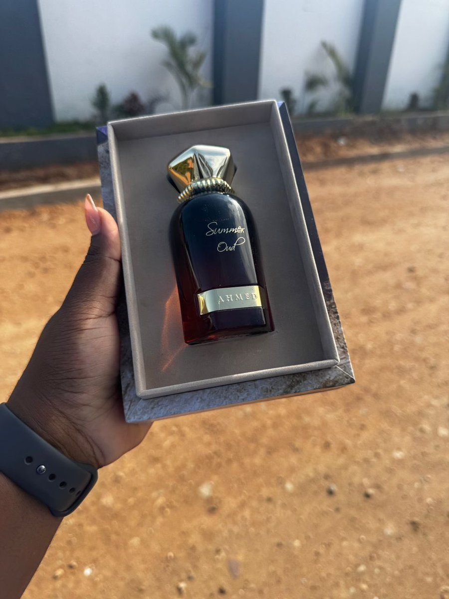 Perfumebase tweet media