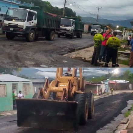 CumanacoaNews's tweet photo. #TipsDeCumanacoa
🔹Se cumplió el sueño del Barrio #LasColinas de Cumanacoa,el asfaltado de sus calles después de más de #20años.👏
🔹Alcalde de Cumanacoa #TomásBello nuevamente sometido a cirugía de rodilla. Su estado de salud es estable.
@MatosGa1 👇 https://t.co/GgGVgi4k1U