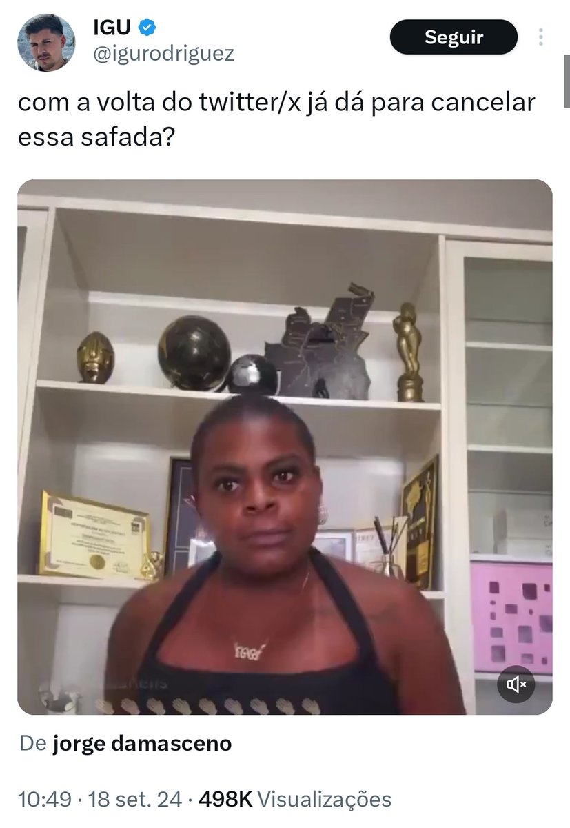 taoquei1's tweet image. Olha a esquerda pedindo não só o cancelamento, mas uma cadeirada, em uma MULHER NEGRA, só pq ela não obedece a militância.
A esquerda escraviza as pessoas... Nunca foi sobre proteção de minorias, mas do controle sobre elas.
Nojento.