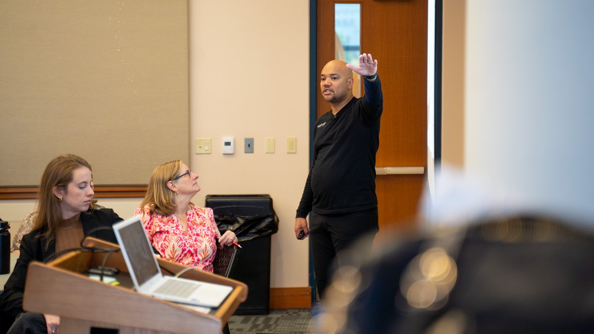 Mojo Up Marketing + Media tweet media