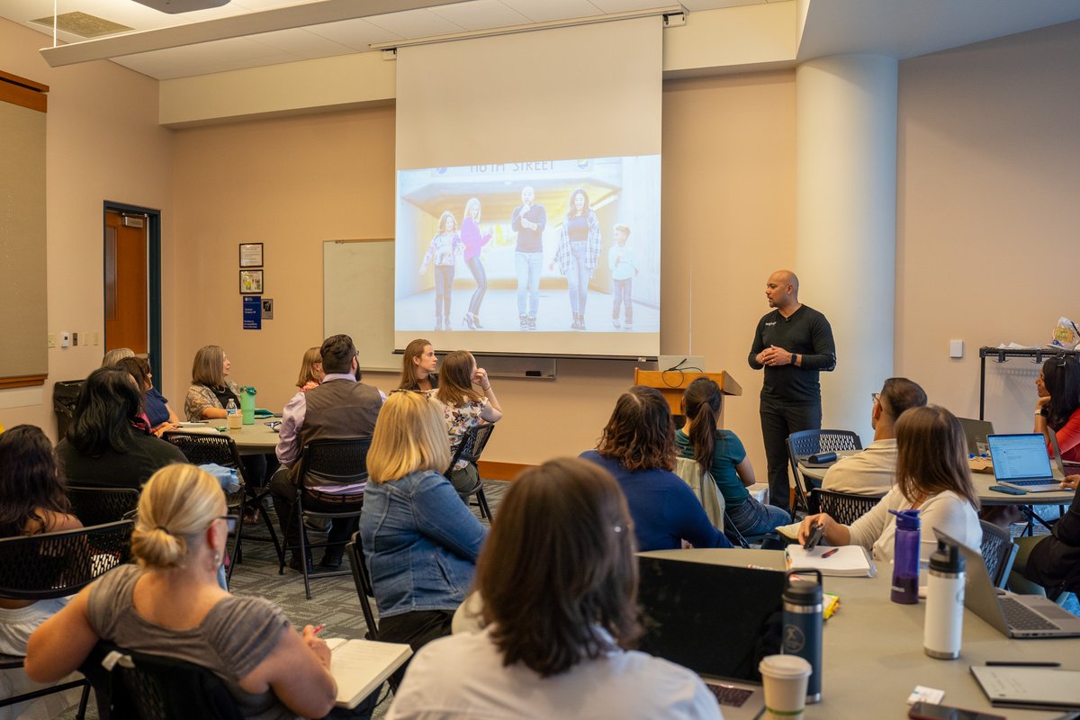 Mojo Up Marketing + Media tweet media