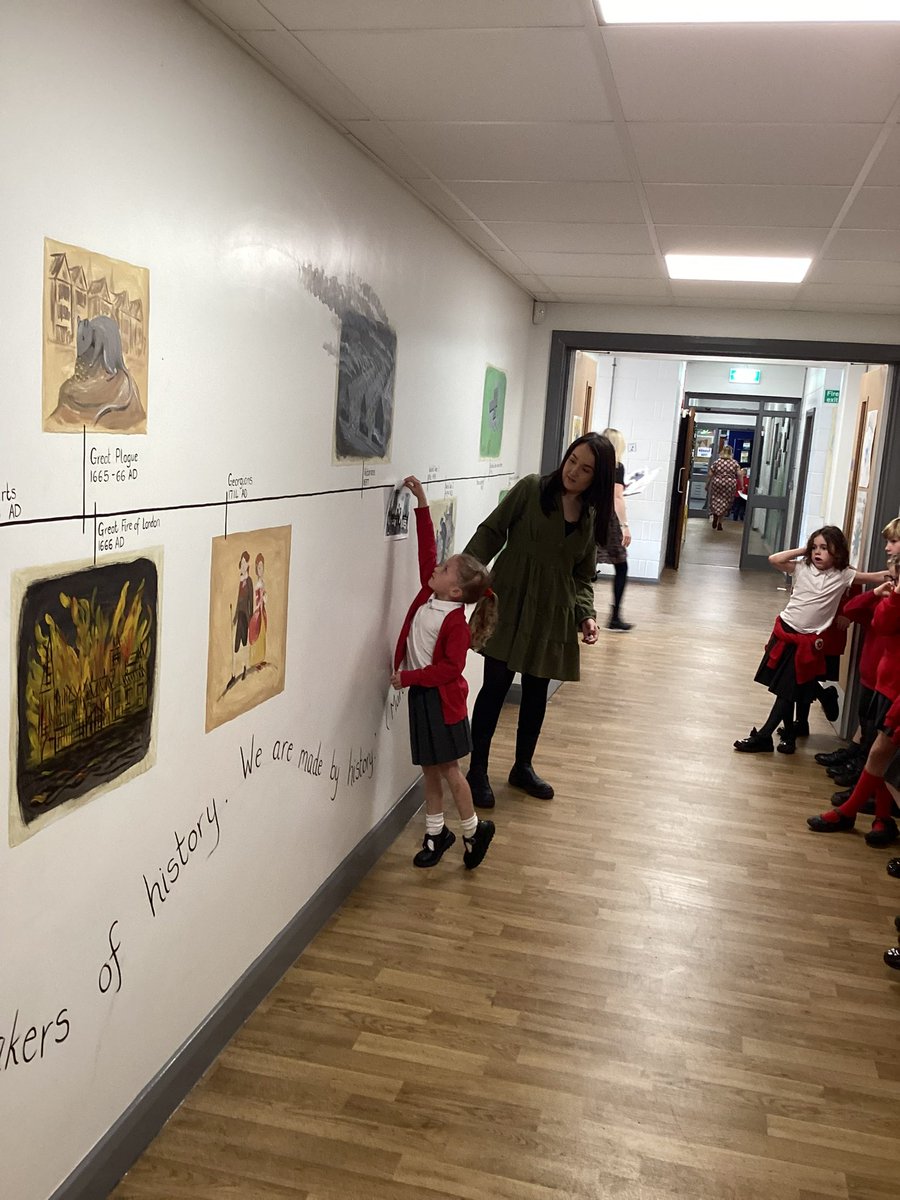 When in history did the Great Fire of London happen? We loved exploring our school timeline! <a href="/BalshawLaneCPS/">Balshaw Lane Primary</a> <a href="/MrsHorne/">Mrs Horne</a>