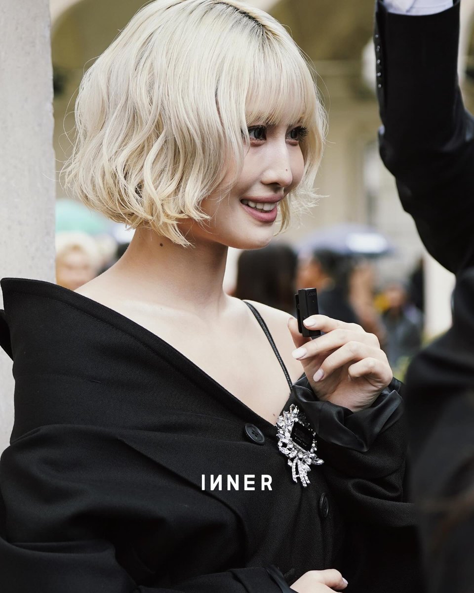 📸 TWICE's MOMO stuns for Onitsuka Tiger at Milan Fashion Week