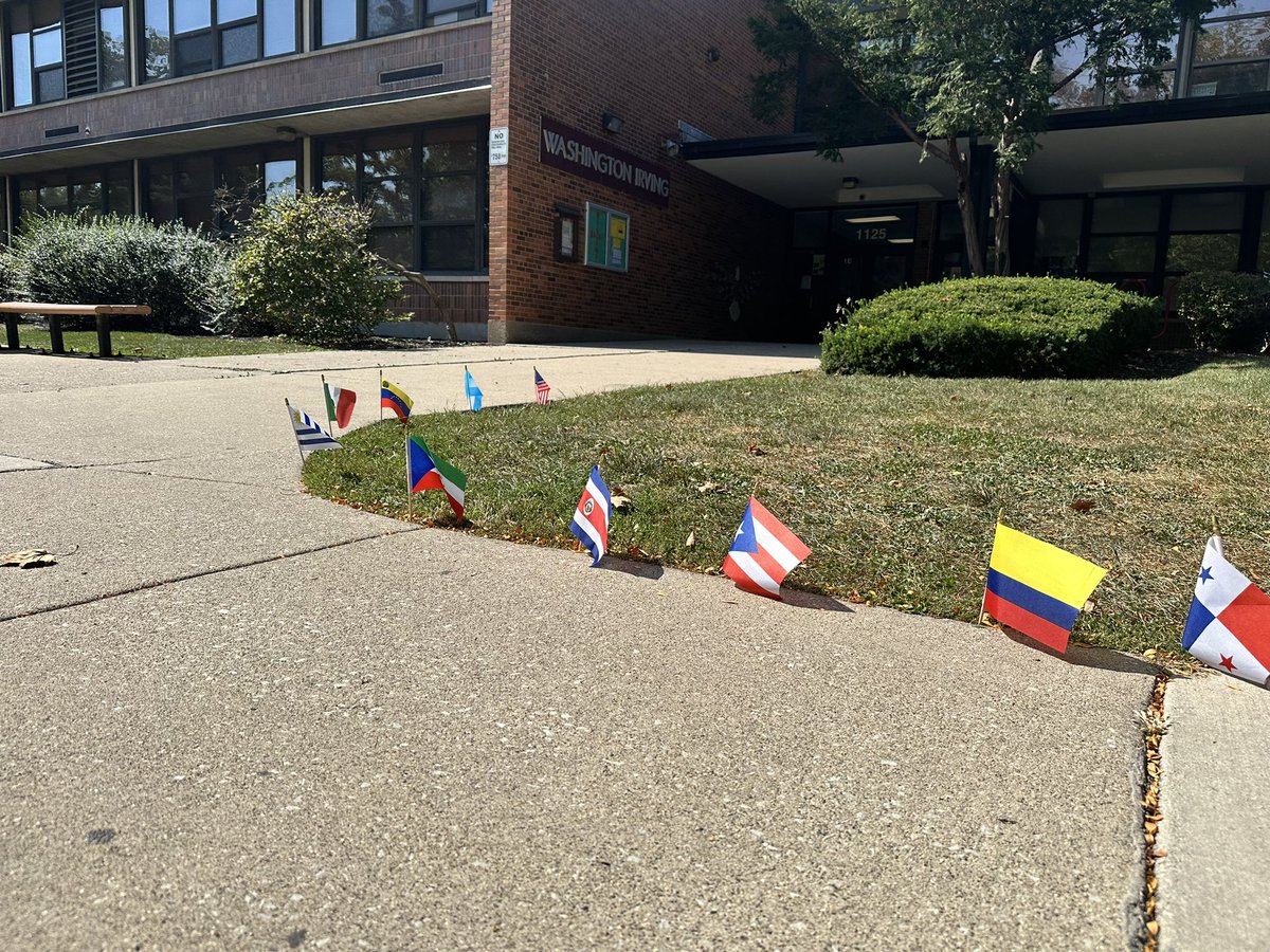 Maestra Zaragoza tweet media