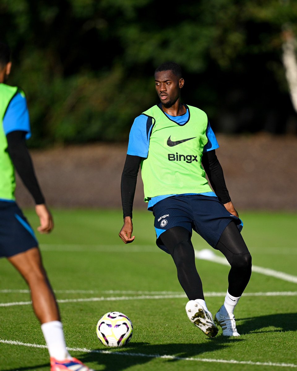 TosinAdarabioyo's tweet photo. Bubbles to burst. 🫧 https://t.co/fVzlUZbnqz