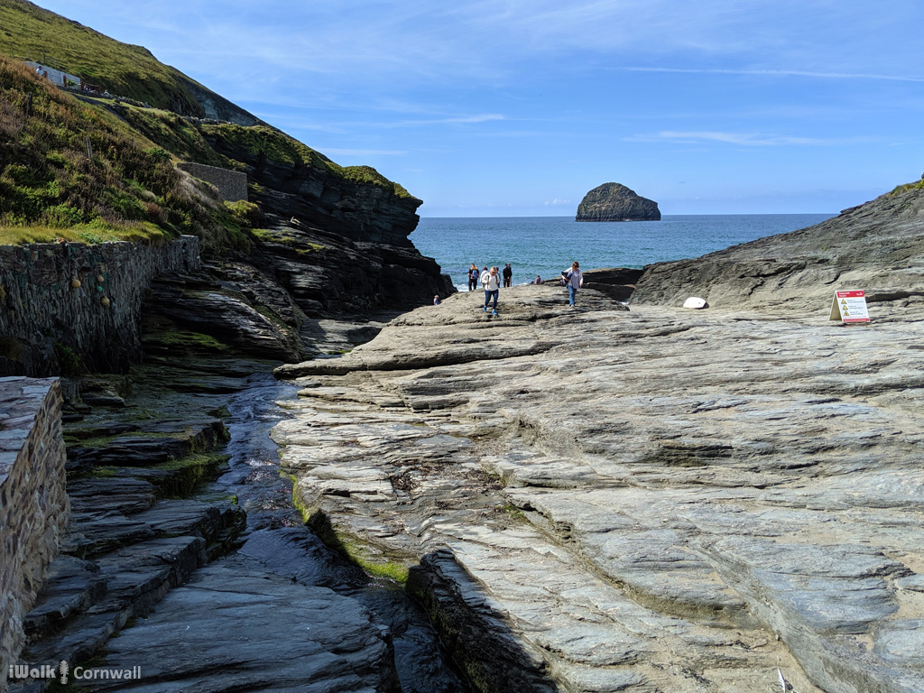 Trebarwith Strand on the Trebarwith Strand to Backways Cove walk
Distance: 2.2 miles
Steepness grade: moderate-strenuous
Link to walk: iwkc.co.uk/w/48