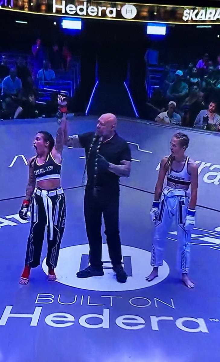 💙 worked so fucking hard for that moment 

Thank you <a href="/KarateCombat/">$KARATE COMBAT (ALT/SZN)</a> and <a href="/InfluFightClub/">Influencer Fight Club</a> for letting me take part in your amazing organization. 

$KARATE #IFC4