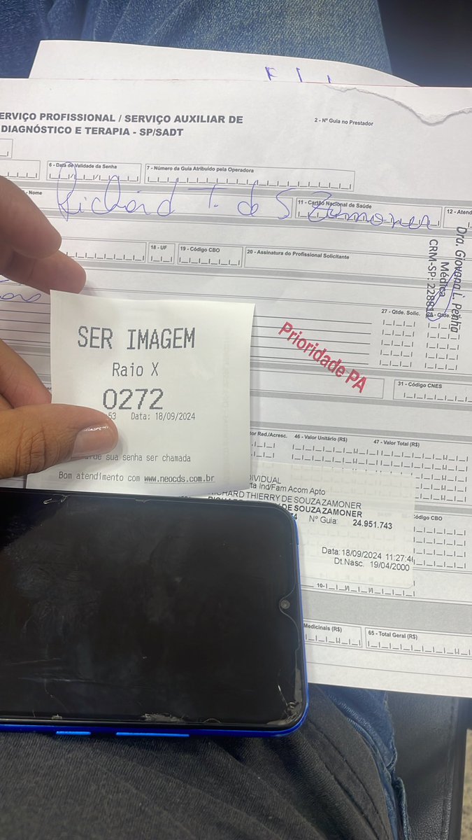 Uma tosse de cachorro toda noite resultou em virar prioridade no PA tô pensando q é pneumonia em
