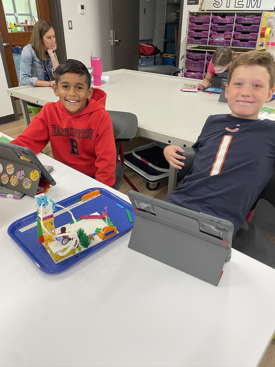 Who loves crazy carnival games?  Well, third graders at Countryside of course!  <a href="/iJoeRobinson/">Joe Robinson</a> <a href="/barrington220/">Barrington 220</a>