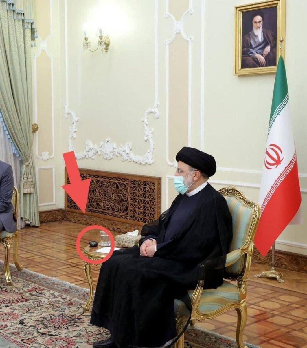 MyLordBebo's tweet photo. 🇮🇷 So the helicopter crash with the Iranian president could be a pager explosion?

Explosion, chaos and crash in the fog!

Nobody would expect such a devious plot and assume it was a “normal” crash. https://t.co/PnfqFeXrLf