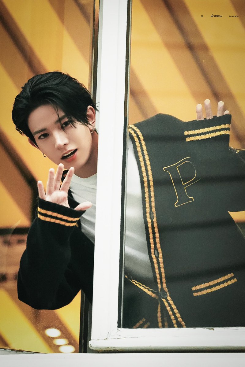_Loveinwinter_'s tweet photo. #ENHYPEN #エンハイプン #엔하이픈
#HEESEUNG #희승  #ヒスン 
240918 Prada https://t.co/cuMZVqcq1i