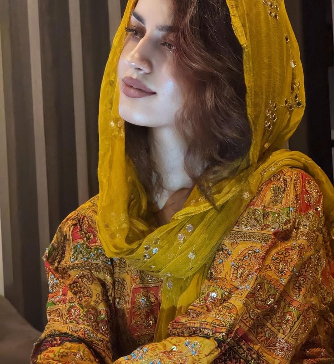 نفیسه tweet media