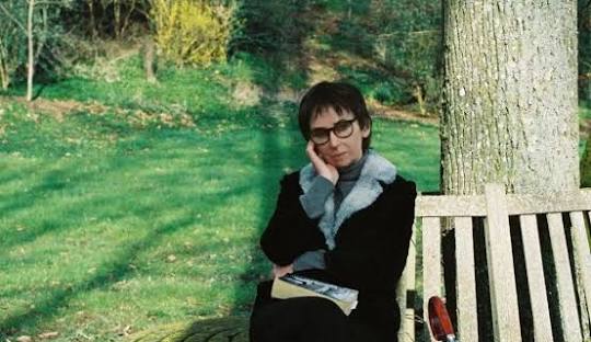 martinjpdevaney's tweet image. We are pleased to announce that Anna Fitzgerald author of the critically acclaimed &apos;Girl in the Making&apos; will say some introductory remarks on Sept 21st @ 3pm at the Luan Art Gallery Athlone for the How to Murder book launch. All welcome, but places are limited. #readerscommunity