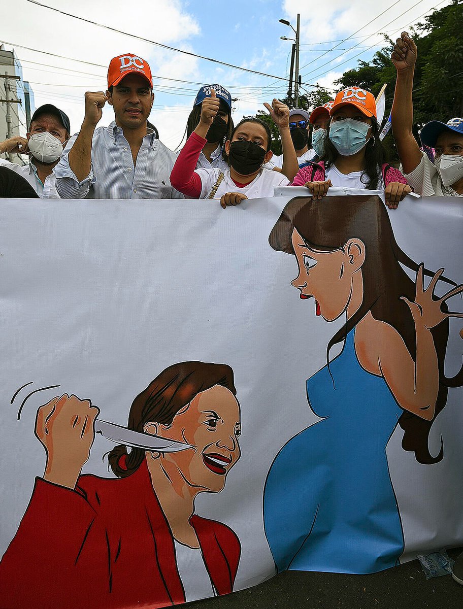 ¿La violencia contra mujeres en política importa hasta que la tocan a usted <a href="/CossetteOficial/">Cossette López-Osorio</a>? Porque el CNE acaba de sancionar al <a href="/PNH_oficial/">Partido Nacional</a> por la campaña violenta contra Xiomara Castro y todas las mujeres que tienen embarazos no deseados ¡y ahí no se pronunció!
Abro hilo 🧵