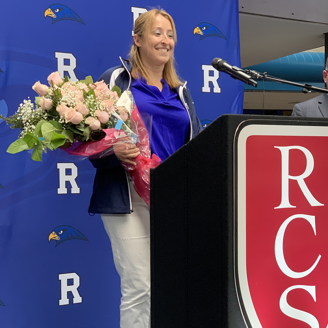 Meemic's tweet photo. Q&amp;A with Michigan Teacher of the Year @kellcusmano! The @RHSFalcons and @rochcommschools teacher took some time to chat about teaching and her #MTOY platforms. #ProudMIEducator #PME @MIEducator https://t.co/2VgBSxREtq https://t.co/hPuDVf4Gf5