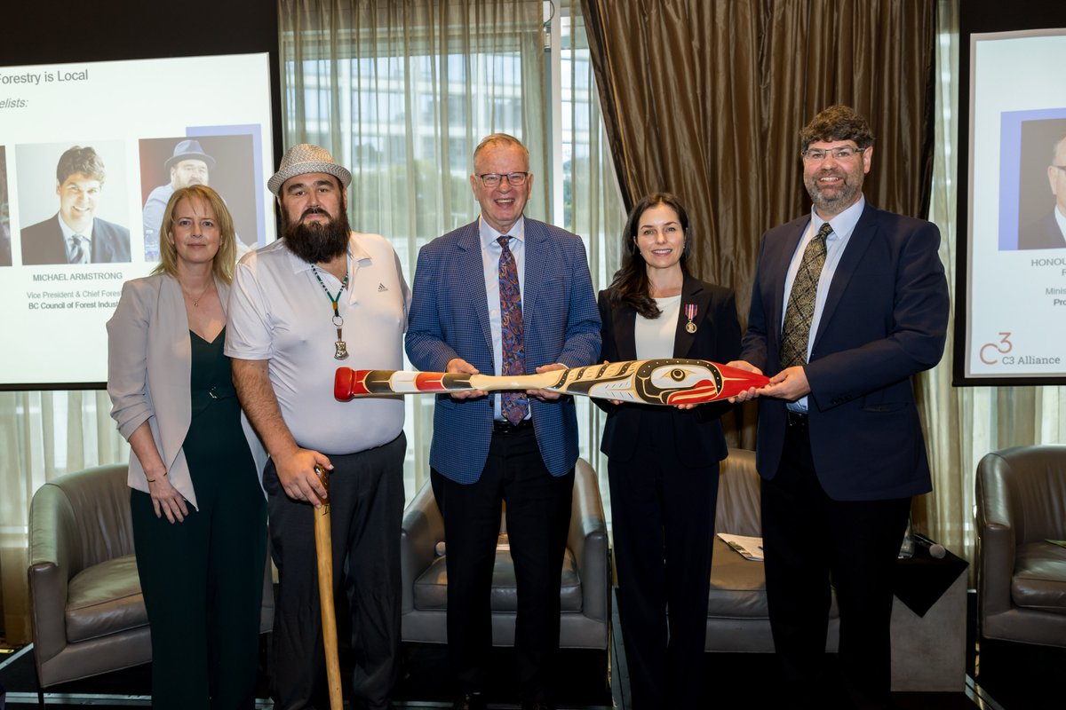 ResourceSeries's tweet photo. Another successful morning at the 11th Annual Resource Breakfast Series!

Minister @BruceRalston, @JenniferEGunter, and Michael Armstrong dove into a compelling and insightful discussion and Q&amp;A, on ‘The Future of Forestry is Local’ panel moderated by @Dallas4BC. 

#RBS2024 https://t.co/ChKhEwrFaW