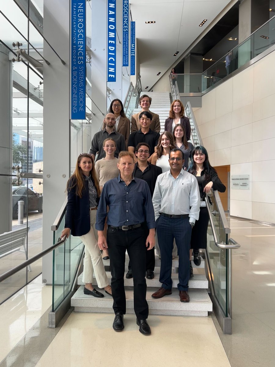 Dragoi Lab (@dragoilab) on Twitter photo New lab photo at the Fall Symposium for the Center for Neural Systems Restoration! <a href="/MethodistHosp/">Houston Methodist</a> New lab photo at the Fall Symposium for the Center for Neural Systems Restoration! <a href="/MethodistHosp/">Houston Methodist</a>