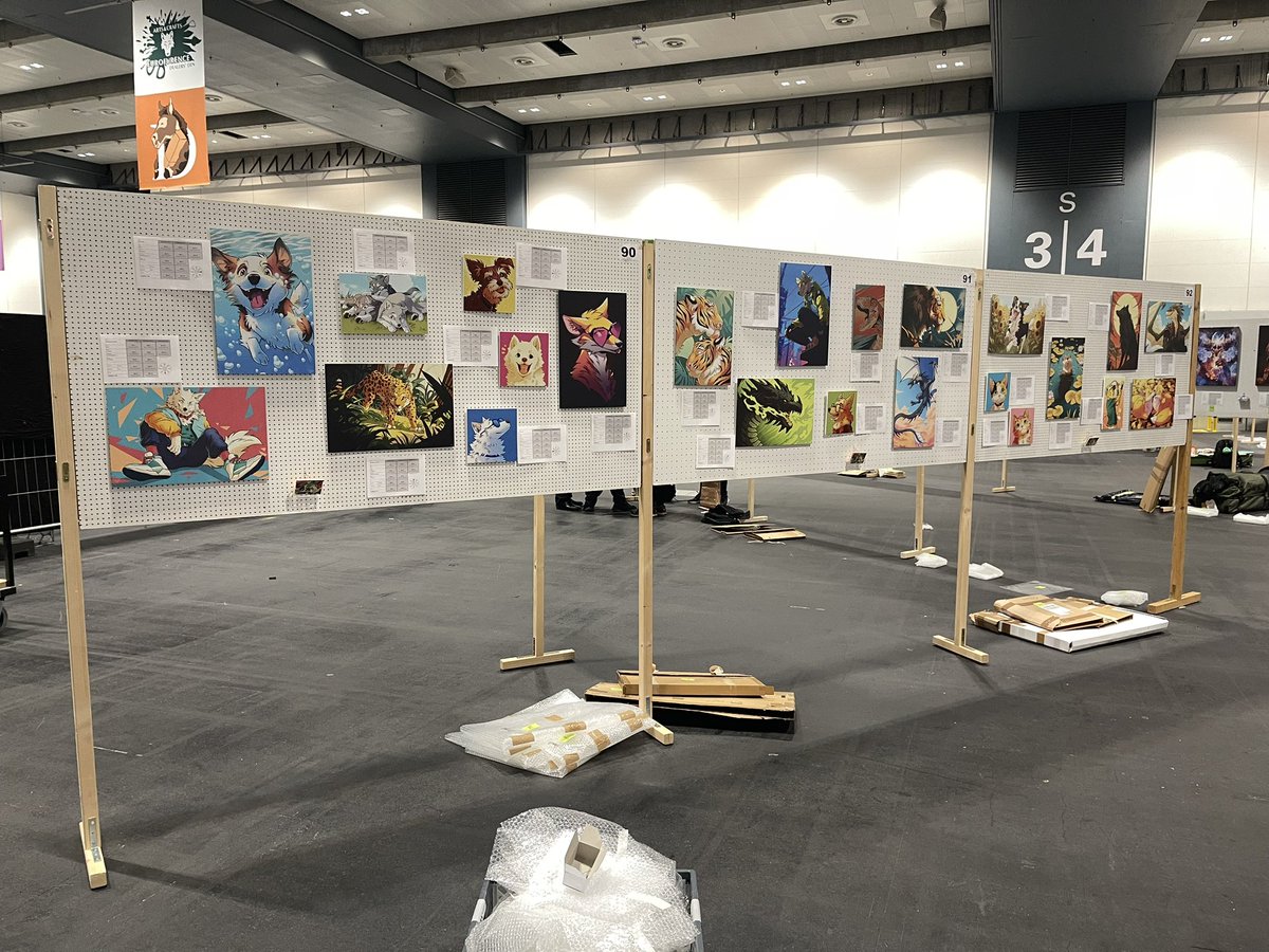 All pictures are set! ✨
Visit my panels at #Eurofurence28 Artshow in the next two days! :)