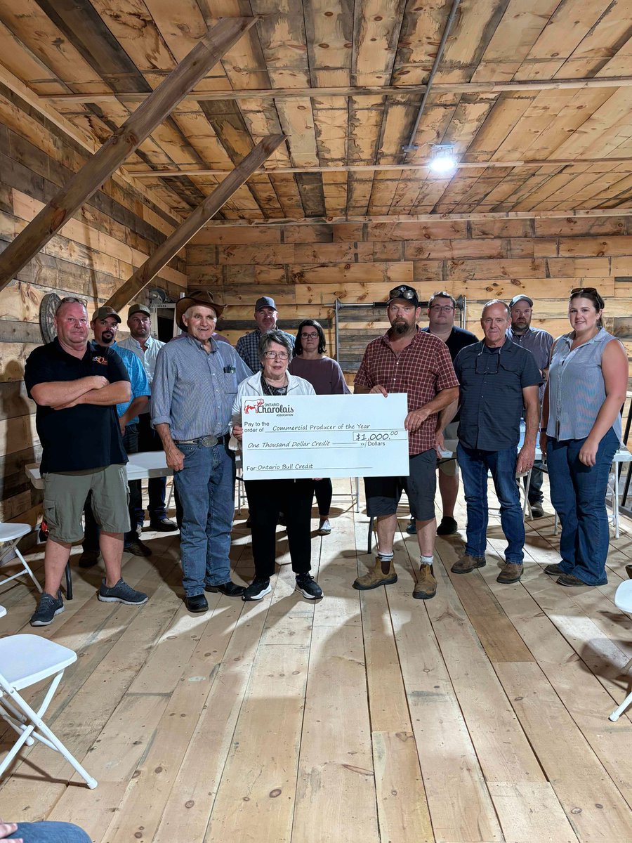 The OCA wishes to congratulate the inaugural winner of the Commercial Breeder of the year award, Carl and Shirley Spencer!