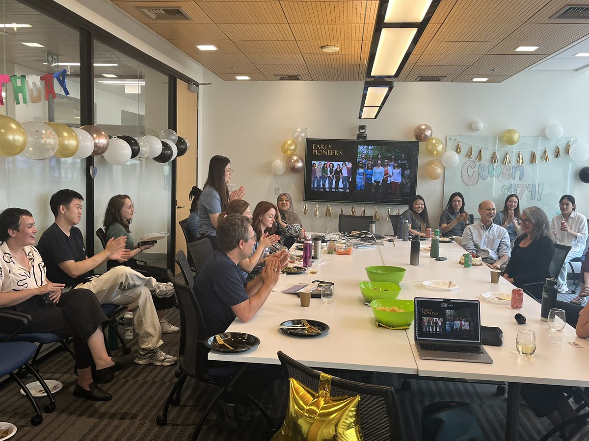 CowenLab's tweet image. Happy belated birthday to our fearless leader!!! An incredible afternoon celebrating with our wonderful team (past and present). 🧬🥳🎂