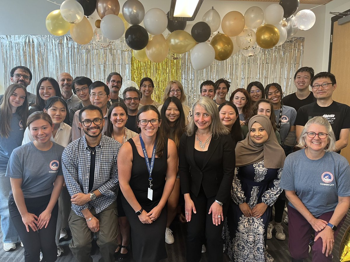 CowenLab's tweet image. Happy belated birthday to our fearless leader!!! An incredible afternoon celebrating with our wonderful team (past and present). 🧬🥳🎂