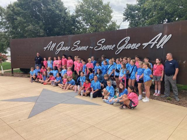 TMBElementary's tweet image. 6th graders at the Marshall Museum.