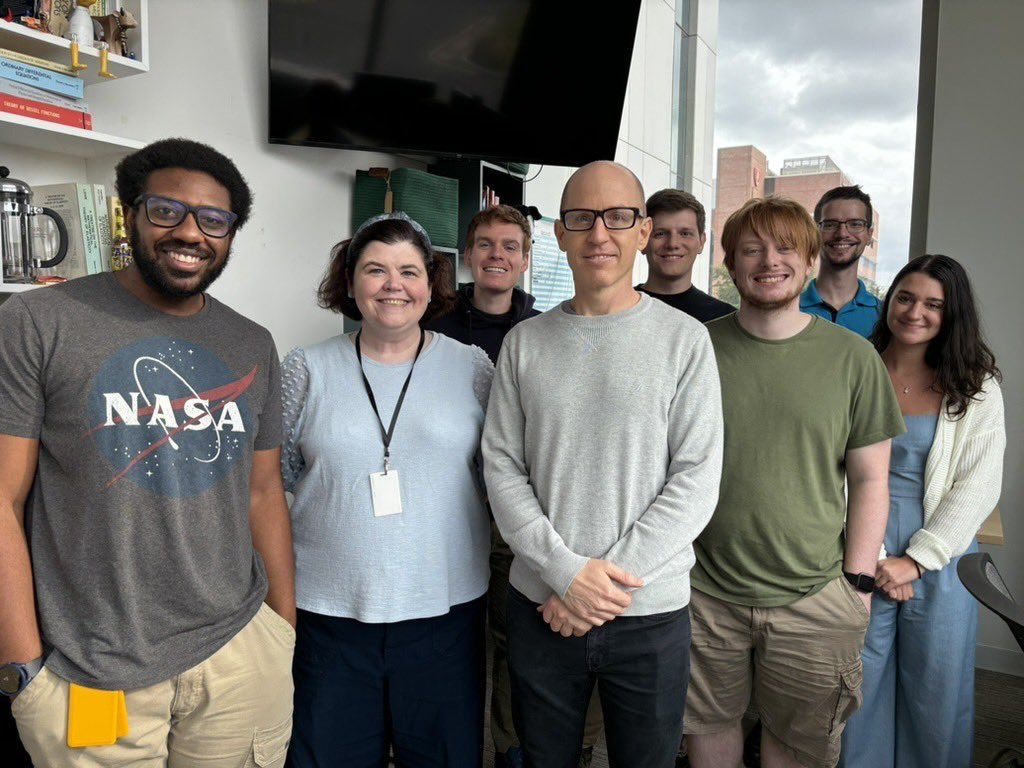 Brannigan Lab (@branniganlab) on Twitter photo We were delighted to host a long-time friend and professor from the University of Washington, Dr. Joshua Vaughan! He gave a fantastic talk at <a href="/RutgersCCIB/">Center for Computational and Integrative Biology</a> seminar yesterday! Thank you Dr. Vaughan😁 We were delighted to host a long-time friend and professor from the University of Washington, Dr. Joshua Vaughan! He gave a fantastic talk at <a href="/RutgersCCIB/">Center for Computational and Integrative Biology</a> seminar yesterday! Thank you Dr. Vaughan😁