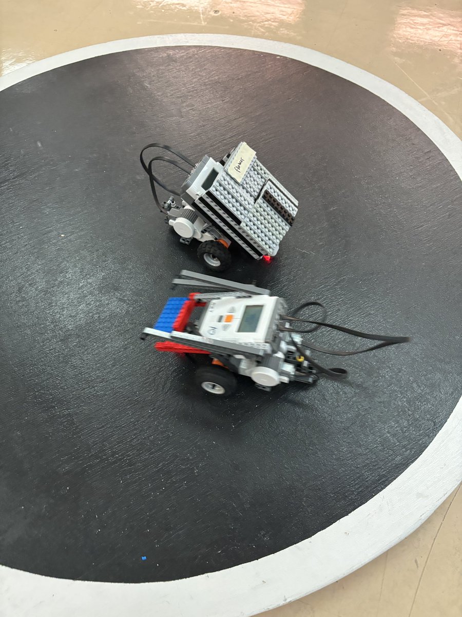 7th grade-designing and making LEGO sumobots. <a href="/TheLeestownWay/">The Leestown Way</a> <a href="/fcpsoit/">FCPS Inst Tech</a>