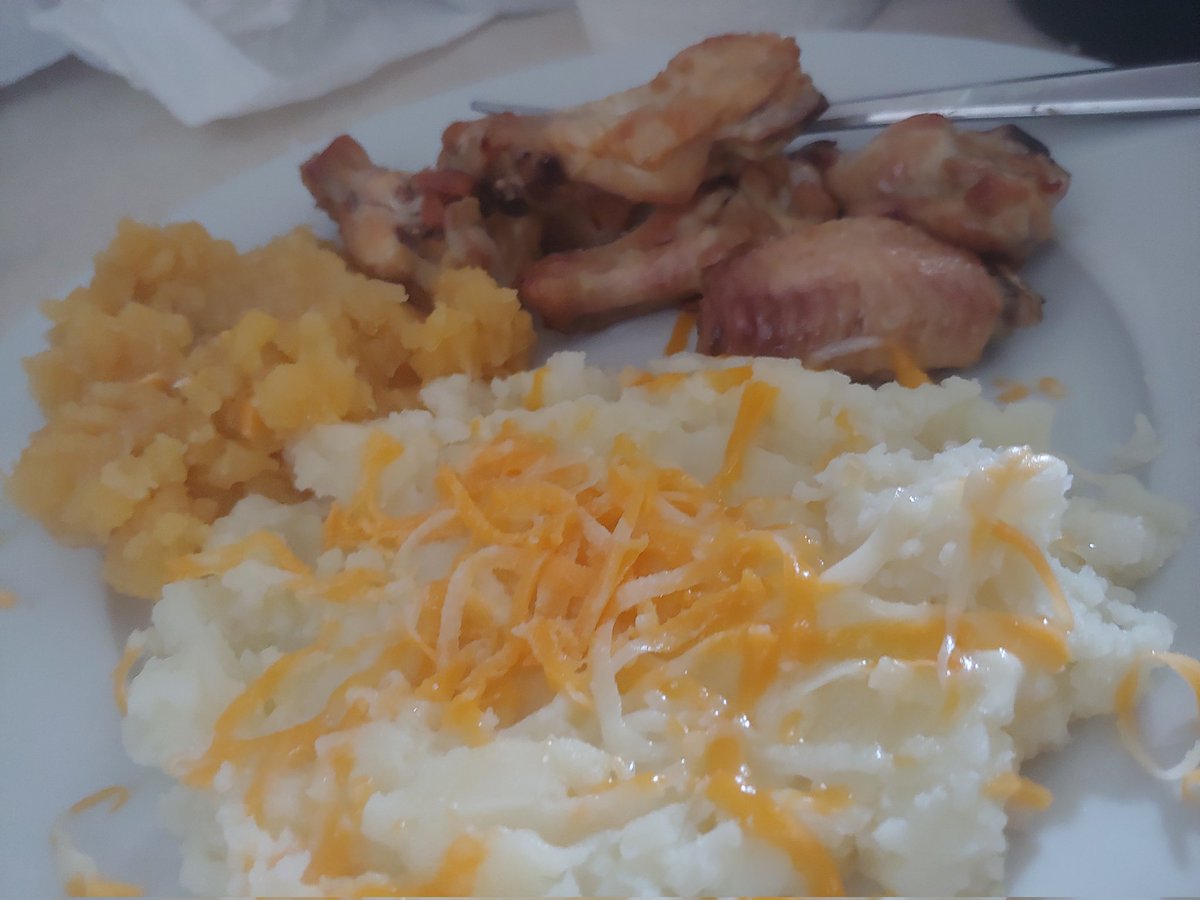 Chicken wing, cheesy potatoes and turnip