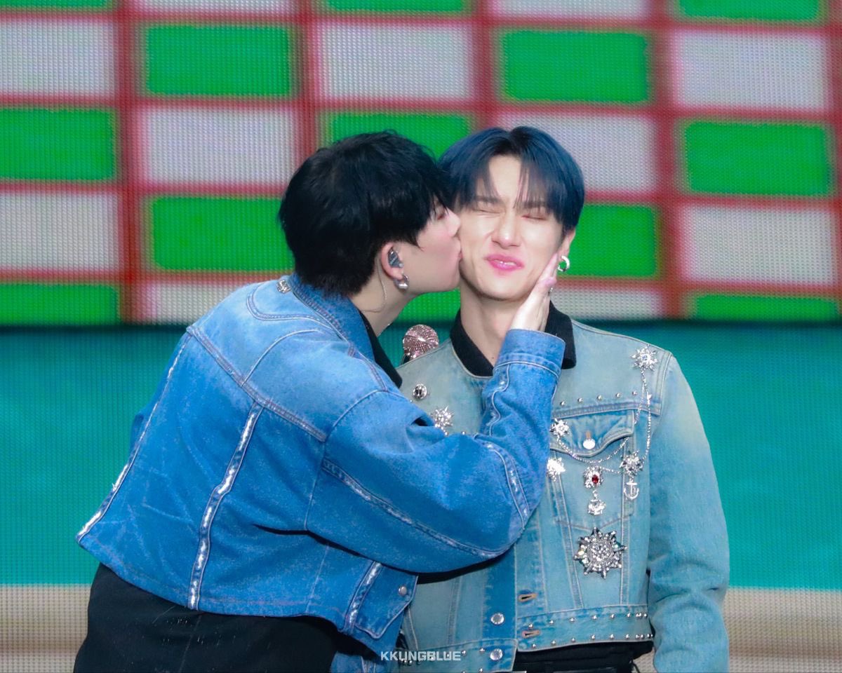 shadesopurple_'s tweet photo. My loves β€οΈ
#TeamShownu #TeamJooheon #TeamChangkyun
#TeamMonstaX https://t.co/l0ImphrE7I