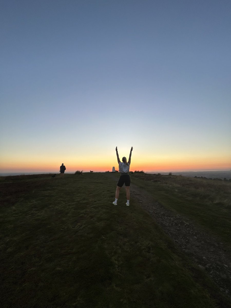 Mrs Whiteside tweet media