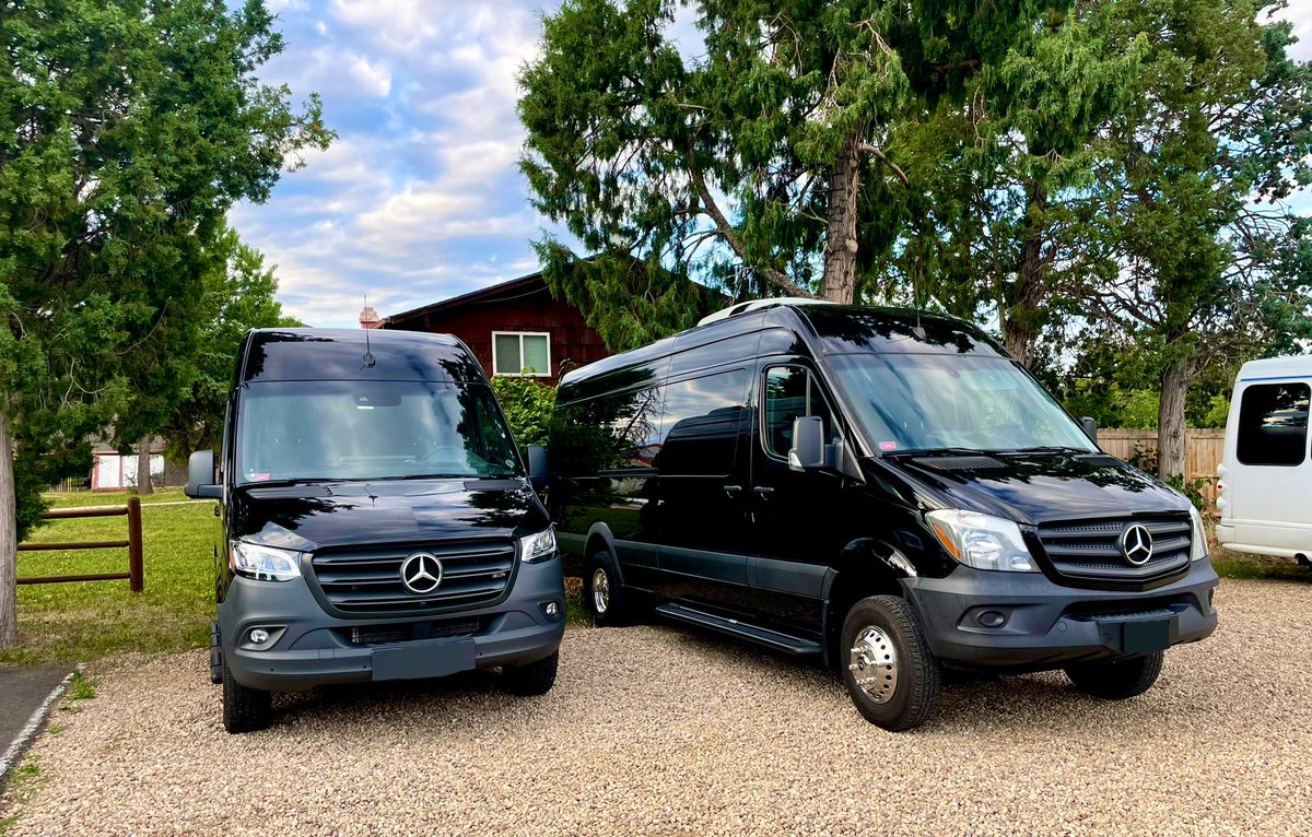 SME40742767's tweet photo. Experience the ultimate private car service to Boulder with Silver Mountain Express. Our luxurious vehicles and professional chauffeurs ensure a seamless and comfortable transportation experience. #BoulderCarService #LimoBoulder #CUBoulderTransfers #BoulderShuttle https://t.co/IkXCLyfFGu