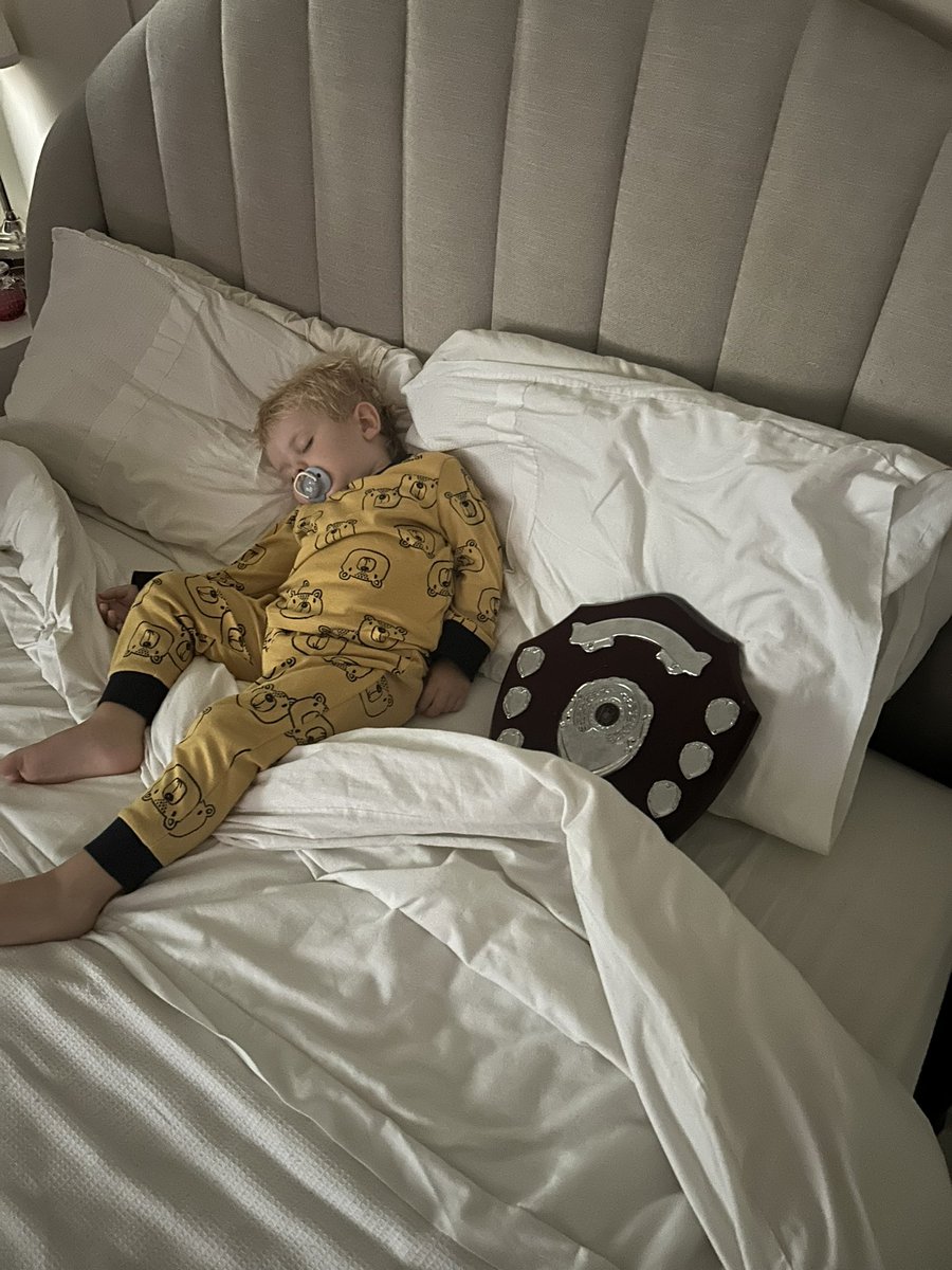 Both kids all tucked up in bed after a long weekend <a href="/Worcester_CC/">Worcester CC</a> #title #UTP 🏴‍☠️
