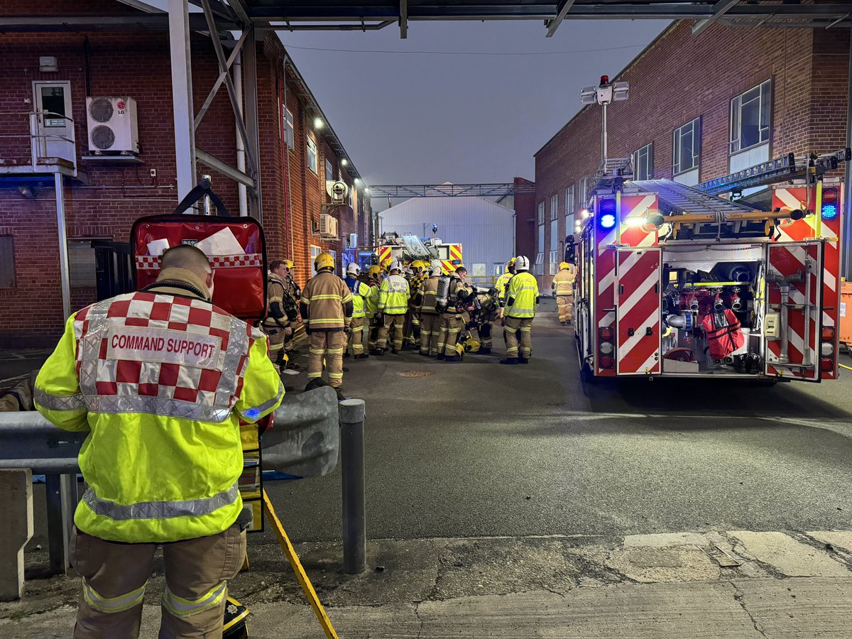 LeeDB_'s tweet image. Great to observe @shropsfire @SFRS_GST exercise last night in Bridgnorth 
Simulated 🔥 persons reported.Good opportunity for 1 of our development officers #coaching #incidentcommand