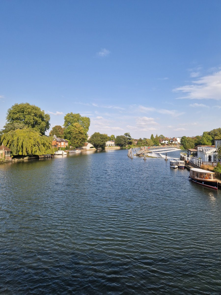 JamesConnor_MSc's tweet image. 📍Marlow, UK

A picturesque setting to re-connect with @Openmind_Ntwks colleagues in person this week 😁

#WeAreMessaging #WeAreOpenmind