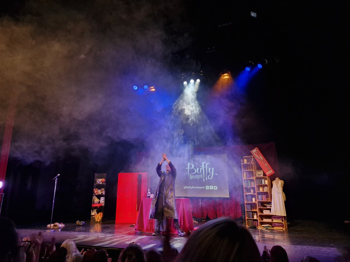 Date Nights done right!
If you grew up watching #buffythevampireslayer or have watched it all several times like us then I definitely recommend going to see <a href="/BuffyRevamped/">Buffy ReVamped</a> 
Excellent one man show that had us laughing, singing and reminiscing! #buffyrevamped