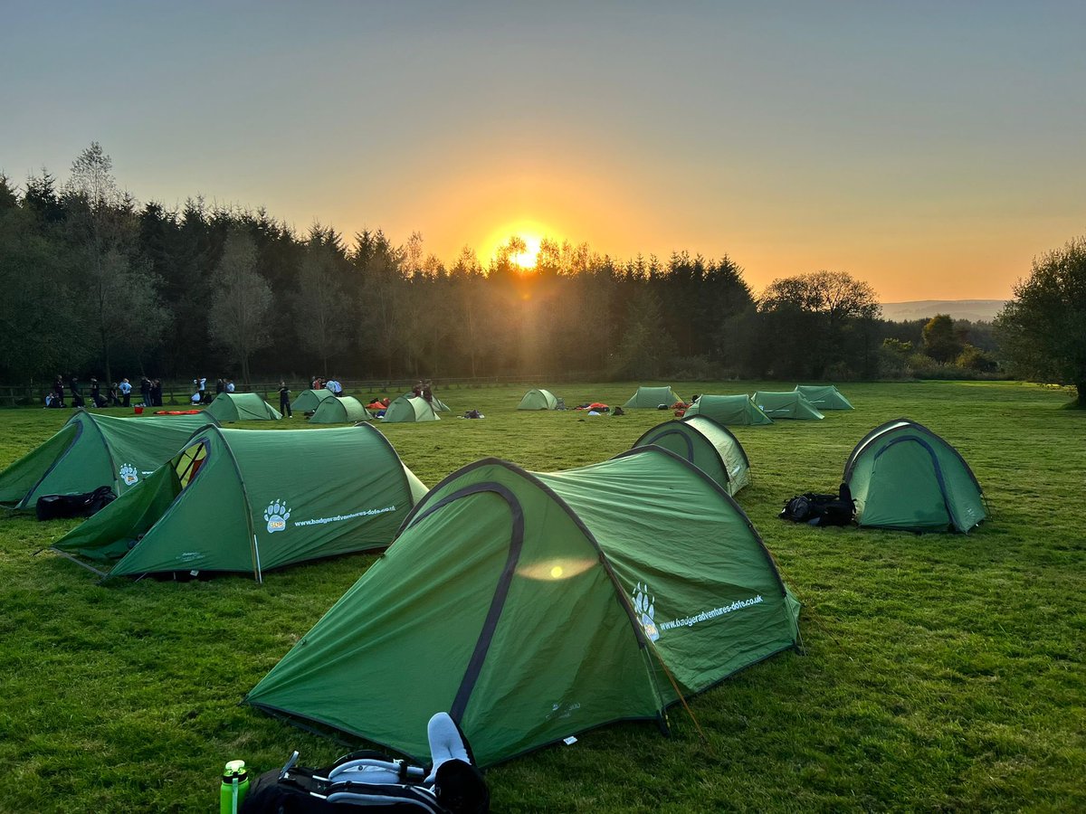 BromsSchool's tweet photo. Fifth Form have enjoyed a beautiful evening in camp. They are ready to start their first day of hiking over the Long Mynd tomorrow.
#BromsFifthForm https://t.co/8gULbZLYyh
