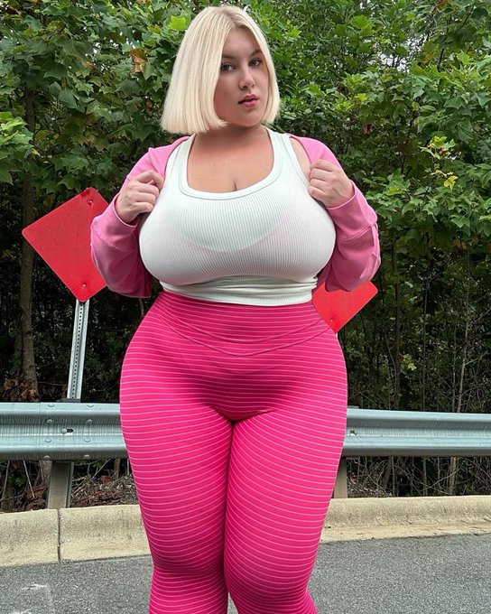 Watch Lauren💕🧚🏼‍♀️'s leaked NSFW photo on TwXstars