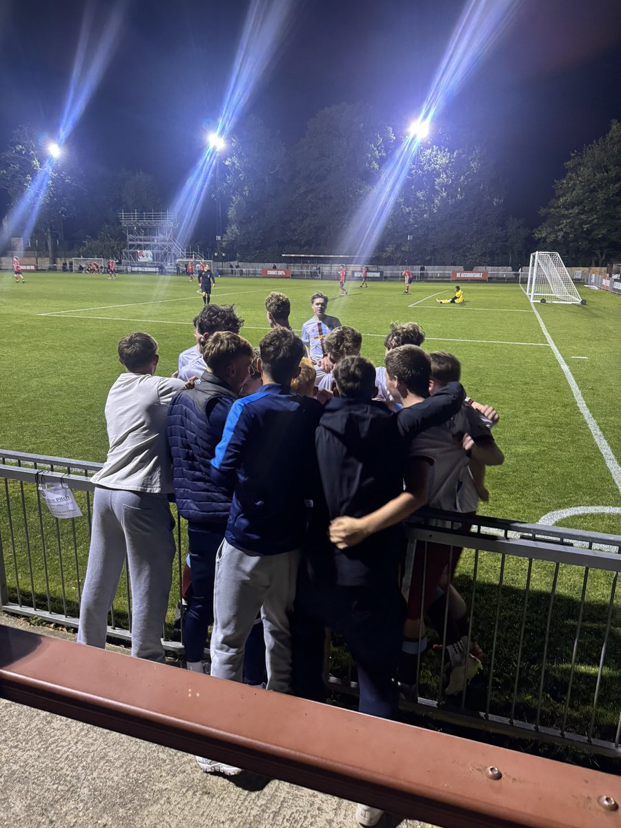 Badshot Lea Football Club tweet media