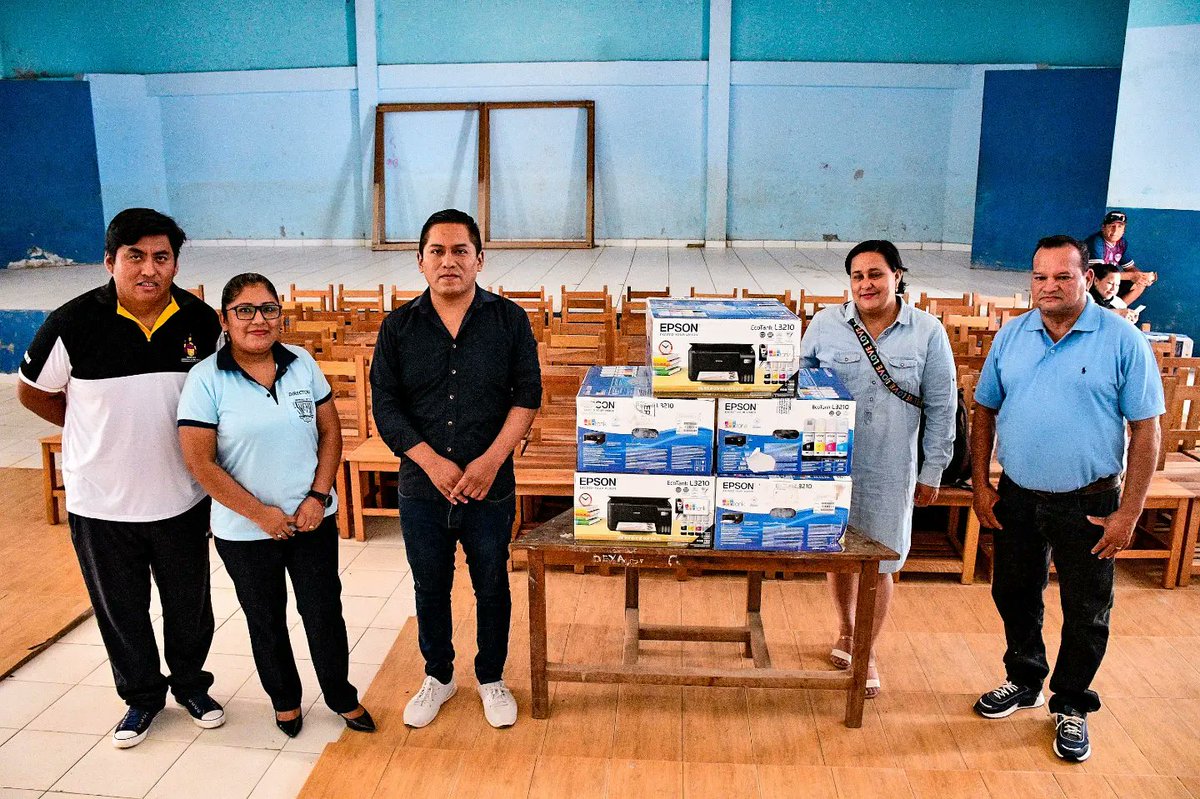 PORQUE LA EDUCACIÓN DE NUESTROS NIÑOS ES PRIMORDIAL PARA NOSOTROS

Realizamos la entrega de mobiliario e impresoras a varias unidades educativas de nuestro municipio, trabajamos para fortalecer la educación y apoyanos a nuestros niños y jóvenes.

👩‍🏫