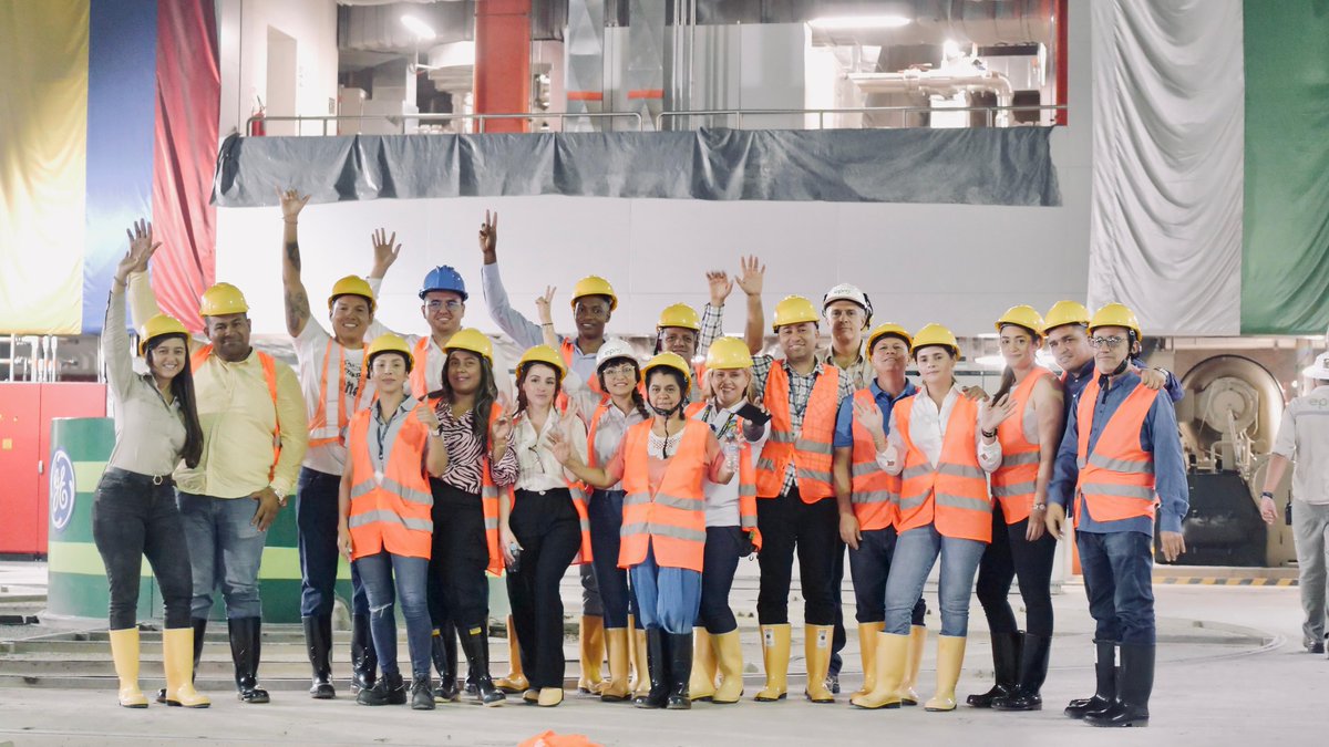 EPMestamosahi's tweet photo. También realizaron un recorrido por los principales frentes de obra del proyecto, con el objetivo de verificar su estado de avance y compartir esta información con sus comunidades. https://t.co/8hr4EM6Mv8