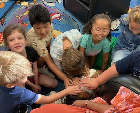 Cooper is back again this year! Our favorite therapy dog visited Ms. Hall's fabulous 1st grade readers who won our 1st Beanstack (<a href="/zoobeanreads/">Beanstack</a>) reading challenge of the school year! 🎉#SeguinReads #MatadorMindset <a href="/MatsRead/">Matador Libraries</a> <a href="/SeguinISD/">Seguin ISD</a> <a href="/McQueeneyESISD/">McQueeney Elementary</a>