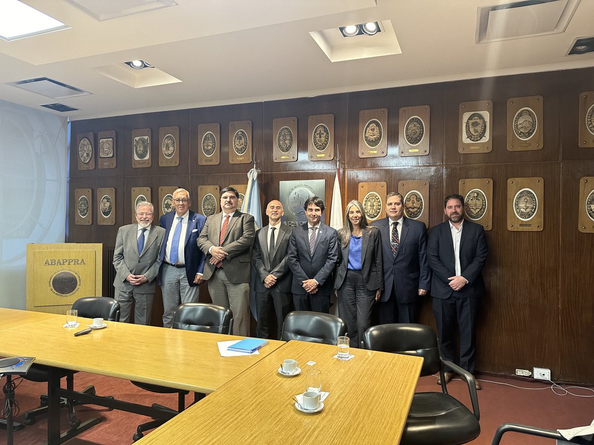 Culminó exitosamente la presentación de Finanzas Islámicas en ABAPPRA llevado a cabo por el Profesor Ezequiel Ramoneda de MACC. Bancos Públicos y Privados participaron del evento activamente con preguntas sobre la implementación del sistema  y la experiencia en Brasil