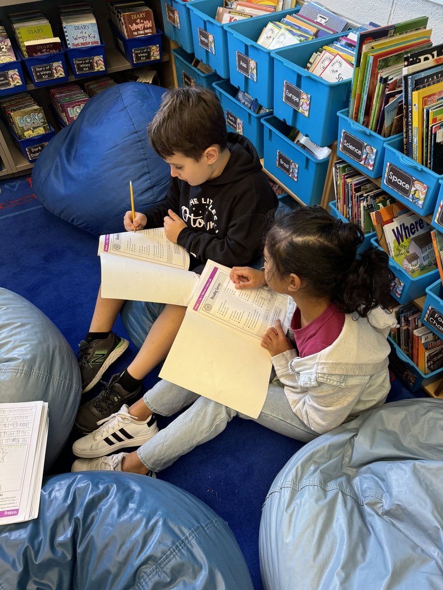 Mr. Nash (@mrnashsclass) on Twitter photo Writing partners sharing and helping each other! ✏️ #OPride @ferzeen_shamsi <a href="/OssiningSchools/">Ossining UFSD</a> Writing partners sharing and helping each other! ✏️ #OPride @ferzeen_shamsi <a href="/OssiningSchools/">Ossining UFSD</a>